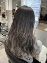 シキ 戸塚(Shiki.)&nbsp;韓国　ブリーチ　ハイライト　バレイヤージュ