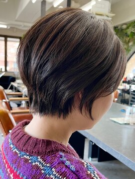 ニコ(nico...) シドウ/30代40代/パーマなしショート/くびれショート