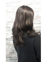 ヴィソップ(V.S.O.P)&nbsp;大人女性の明るめアッシュブラウンレイヤー