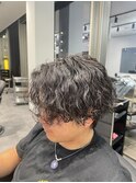 センターパートと相性◎ 波巻きパーマ