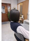 札幌・艶感タイト切りっぱなしボブ