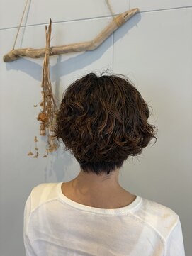 ニナル(Ninal) ショートレイヤーパーマ