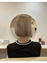 エルア(elua) 切りっぱなしボブ