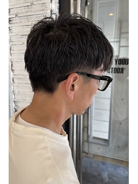 バディヘア ルーツ(BUDDY HAIR ROOTS) 秋にオススメ、タイトめなナチュラルショート