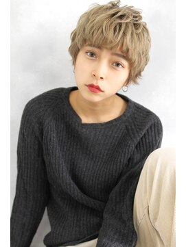 ラエティス(Laetus) 【Laetus/大和西大寺】ホワイトグレージュ×マッシュ