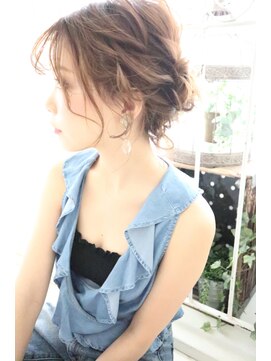 ケアシンサイバシ(CARE shinsaibashi) 結婚式お呼ばれ☆二次会ヘア」大人可愛いヘアアレンジ