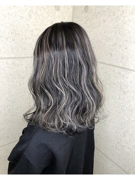 ファン(FUN.) コントラストハイライト