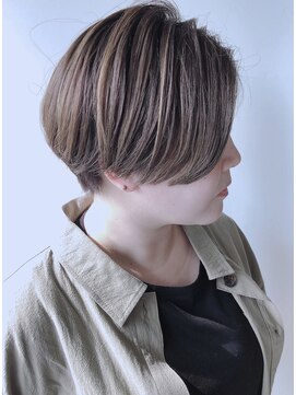 モリオフロムロンドン 原宿本店(morio from London) 【morio 原宿】ショートボブ×ナチュラルハイライト