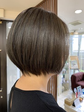 クオリス 上板橋店(QUALIS) くすみカラー/くすみブルー/オリーブグレーシュ/ブルージュ/ボブ