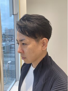 カジュアルなパーマStyleからビジネスStyleまで、幅広くご提案★21時までの長時間営業だからお仕事帰りも◎