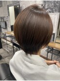 ショートボブ