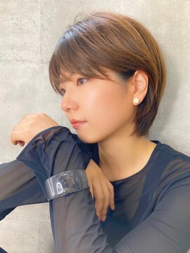 ブリス(VLISS) ナチュラルショート＿ホワイトグレージュネビージュこなれミディ