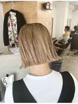 レーベル(LABEL) 切りっぱなしブロンドヘアー
