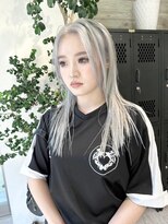 ヲタク(wotaku.)&nbsp;ホワイトシルバーカラーハイトーンダブルカラーケアブリーチ艶髪