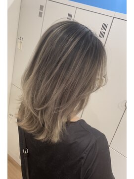 フク ヘアーワークス バイ フェニーチェ(fuku hair works by FENICE) バレイヤージュ