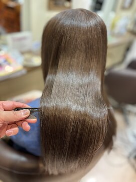 コア フィール ア デイ(COIFFURE A DAY) 【M3D見附今町】髪質改善カラー