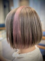 キャラ シャローネ 池袋(Chara Chalone)&nbsp;ショートボブペールピンクベージュブラウンな個性派ちゃん