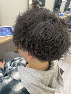 アーサス バイ ヘッドライト 御殿場店(ursus by HEADLIGHT) ツイスパ