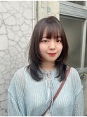 ミディアム　バタフライカット　ナチュラルブラウン