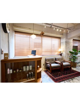 ひとりのスタイリストが最後まで担当♪こだわりの内装で周りを気にせず、ゆったりとしたサロンタイムを＊