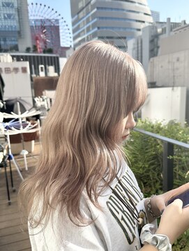 グランルシア(GRAN Lucia) レイヤーカット×ミルクティーベージュ◎