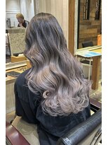 ラグーン(LAGOON)&nbsp;バレイヤージュグレージュハイライトダブルカラーケア