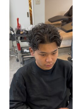 イーラ アメ村店(era) 黒髪サーフバックパーマ/メンズ/刈り上げ/眉毛/ツイスト