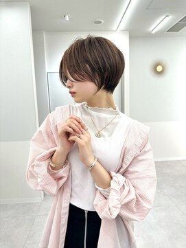 エレノア 京橋(Eleanor) Eleanor×美シルエットショート