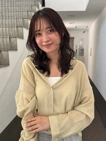 トリッカ シブヤ(TRICCA SHIBUYA)&nbsp;鎖骨レイヤー/ショコラブラウン/くびれウェーブ/ミディアムヘア