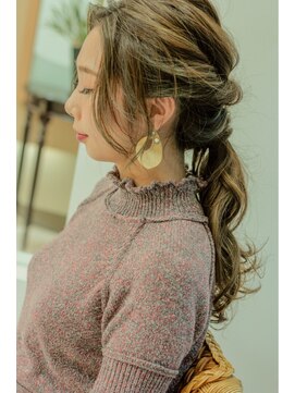 ミュゼドゥラペ(Musee de Lapaix) 大人かわいいアレンジヘア