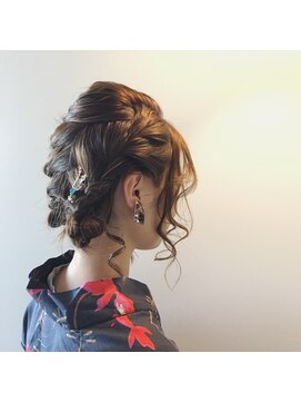 プリーモ ヘアー レガロ(Primo hair REGALO) 【REGALO】着物に合う可愛いスタイル