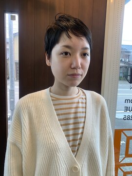 ショコラヘアーデザイン ベリーショート