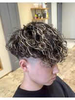 リフル 八王子(RIFULL)&nbsp;メンズパーマ　ツイスパ　波巻き　フェード