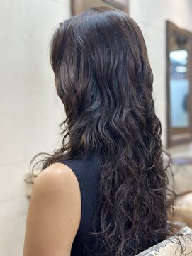 アージュ(age) ロングふわウェーブ