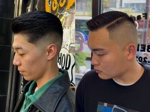 シックスバーバーショップ(SIX BARBER SHOP)