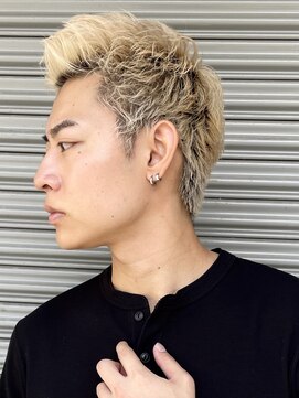 トルネード(TORNADO) スパイキーショート ハイトーン 金髪M20250823