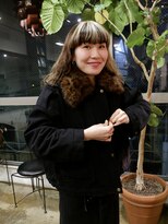 オーオ シカシカ(OOO YY)&nbsp;アシンメトリーなローライトデザイン