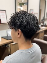 ルシード スタイル リコット(Lucido Style Ricotto)&nbsp;波巻パーマメンズパーマ緩めツイストスパイラルパーマ無造作束感