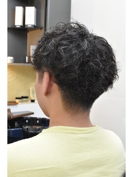 カズミ(KAZMI) ショートツイスパ