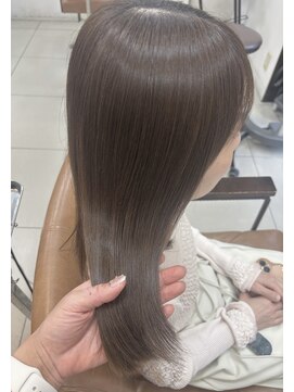 ソワンドゥブレス 大日店 (soin de brace) ・ミディアムヘアオリーブアッシュ