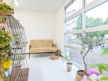 ルル(loulou)の雰囲気(天久保公園が見渡せる静かな環境です。)