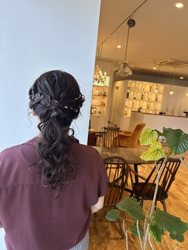 ルッツ(Lutz. hair design) 長さだしポニー