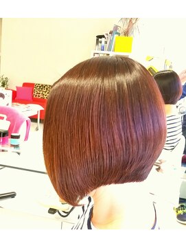 ノーマジーン(Norma jean) 抜群の存在感!!スリークなクールボブ☆