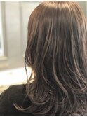 ベージュブラウン×ミディアム
