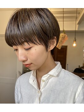 トネリコ(toneriko) つやつやマッシュショート