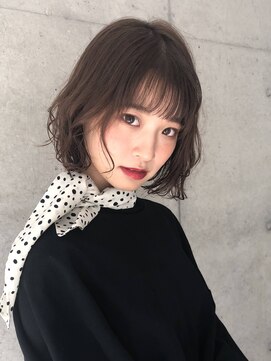 ゼンコー キチジョウジ シェール(ZENKO KICHIJOJI chere) 目力アップのぱつっと前髪ボブ［廣瀬晴菜］グレージュアッシュ