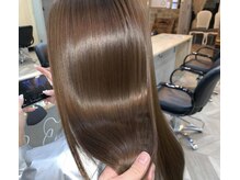 髪質改善トリートメント、ブリーチ髪でも施術可能なストレート、シフォン縮毛矯正