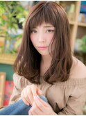 斜めバングの大人かわいいオン眉ストカールc5戸頭20代30代40代
