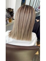 ユートピア(U topia)&nbsp;バレイヤージュ/ハイライト/メッシュ/ミルクティーカラー