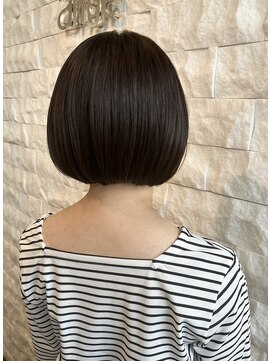 ルシードスタイルレーヴ(LUCIDO STYLE REVE) 顎ラインミニボブ